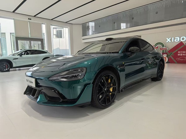 Autobase пропонує зняті з експлуатації автомобілі для тест-драйву на ринки, що розвиваються, на Близькому Сході, в Росії та Африці.